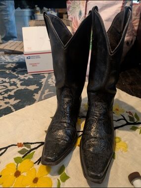 Caborca Boots Brown Leather Western Boot (Brand Label Visible)